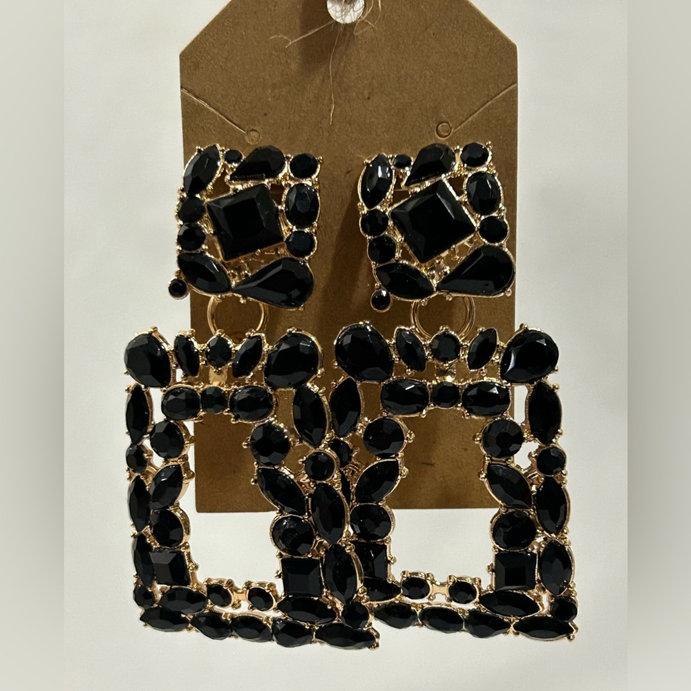 Elegant Black Gemstone Earrings - Clip-on